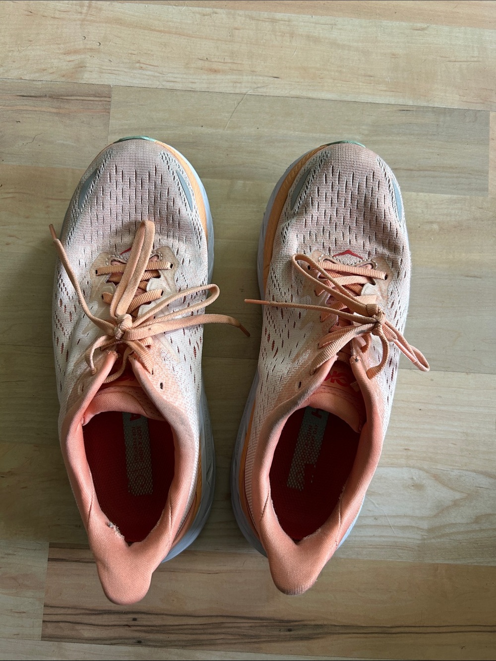 Hoka One One Clifton 8 running shoes